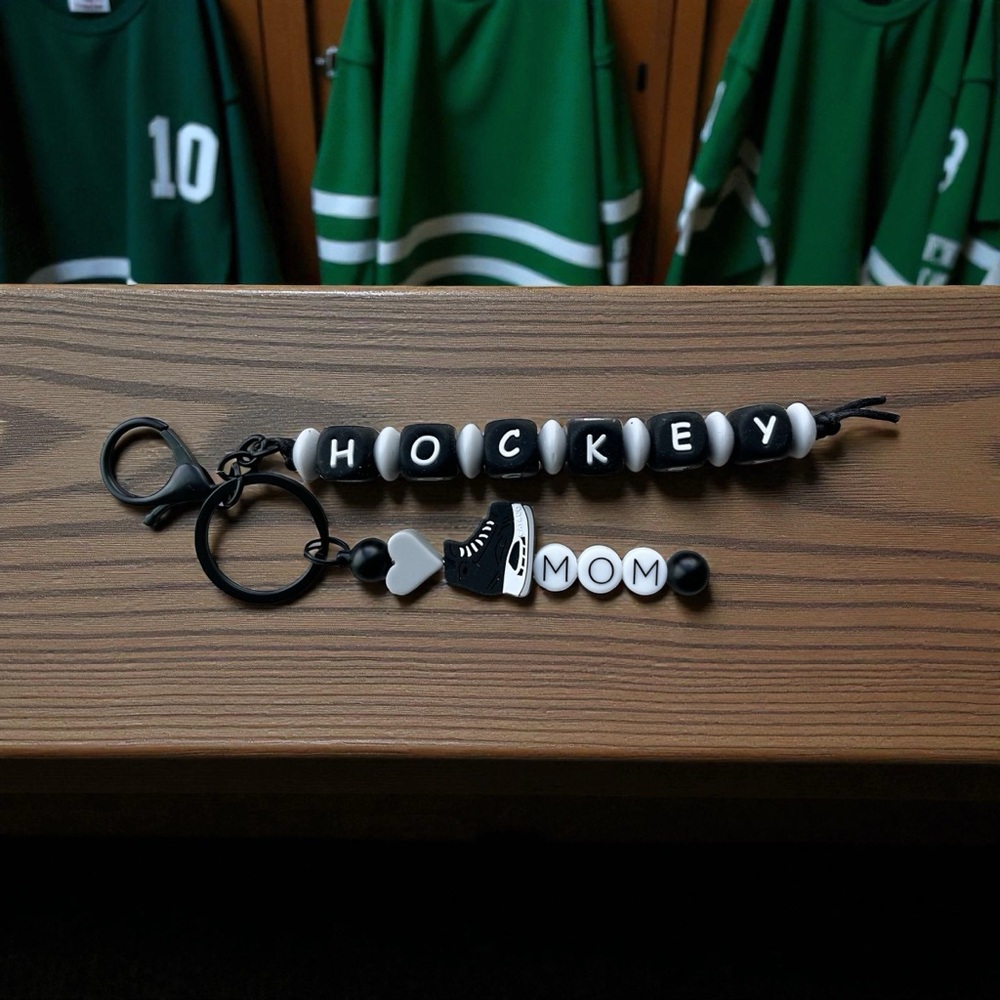 Black and White Hockey Mom Keychain